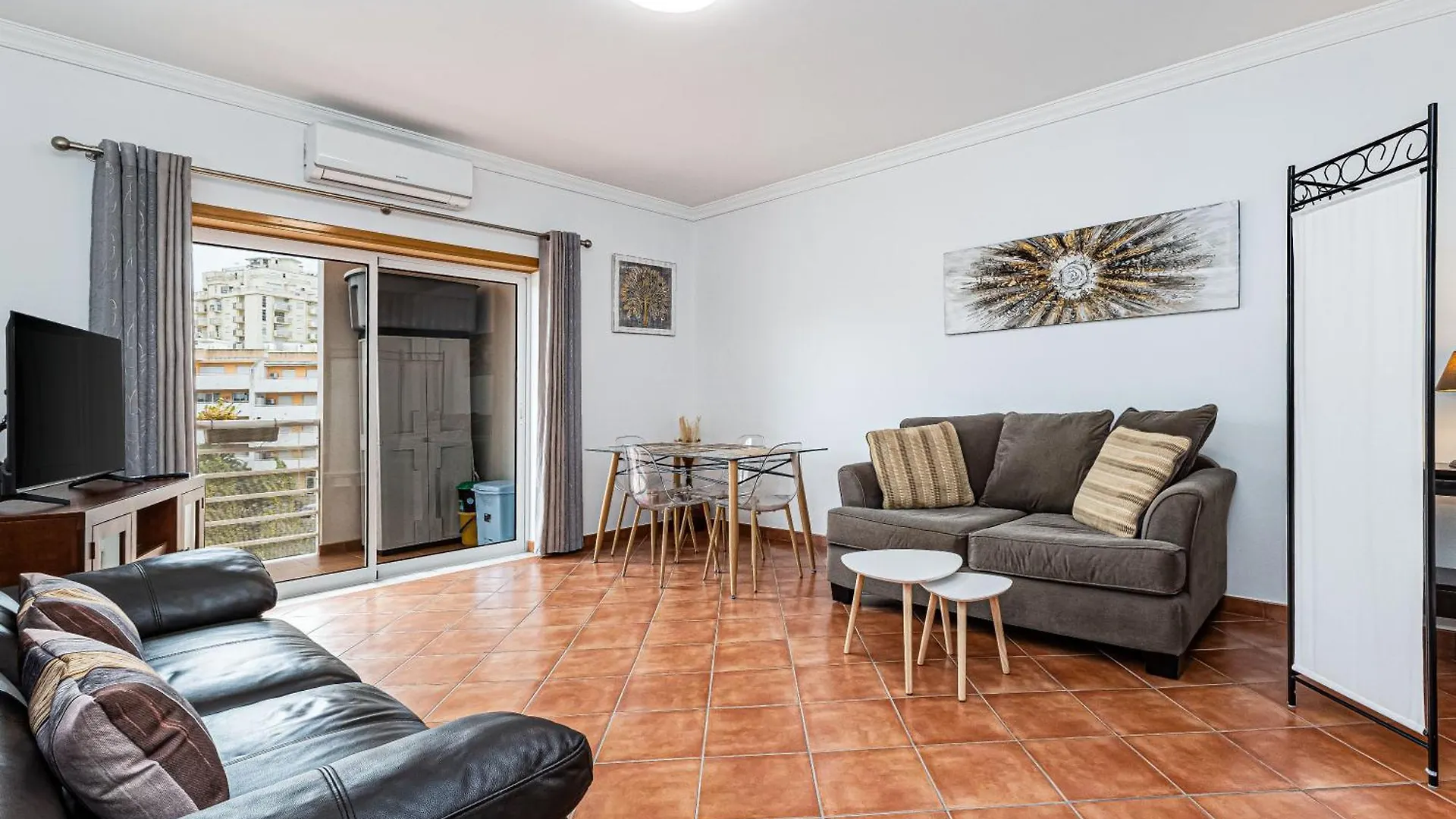 Golden Sand Apartment Armacao de Pera 0*,  Portugal